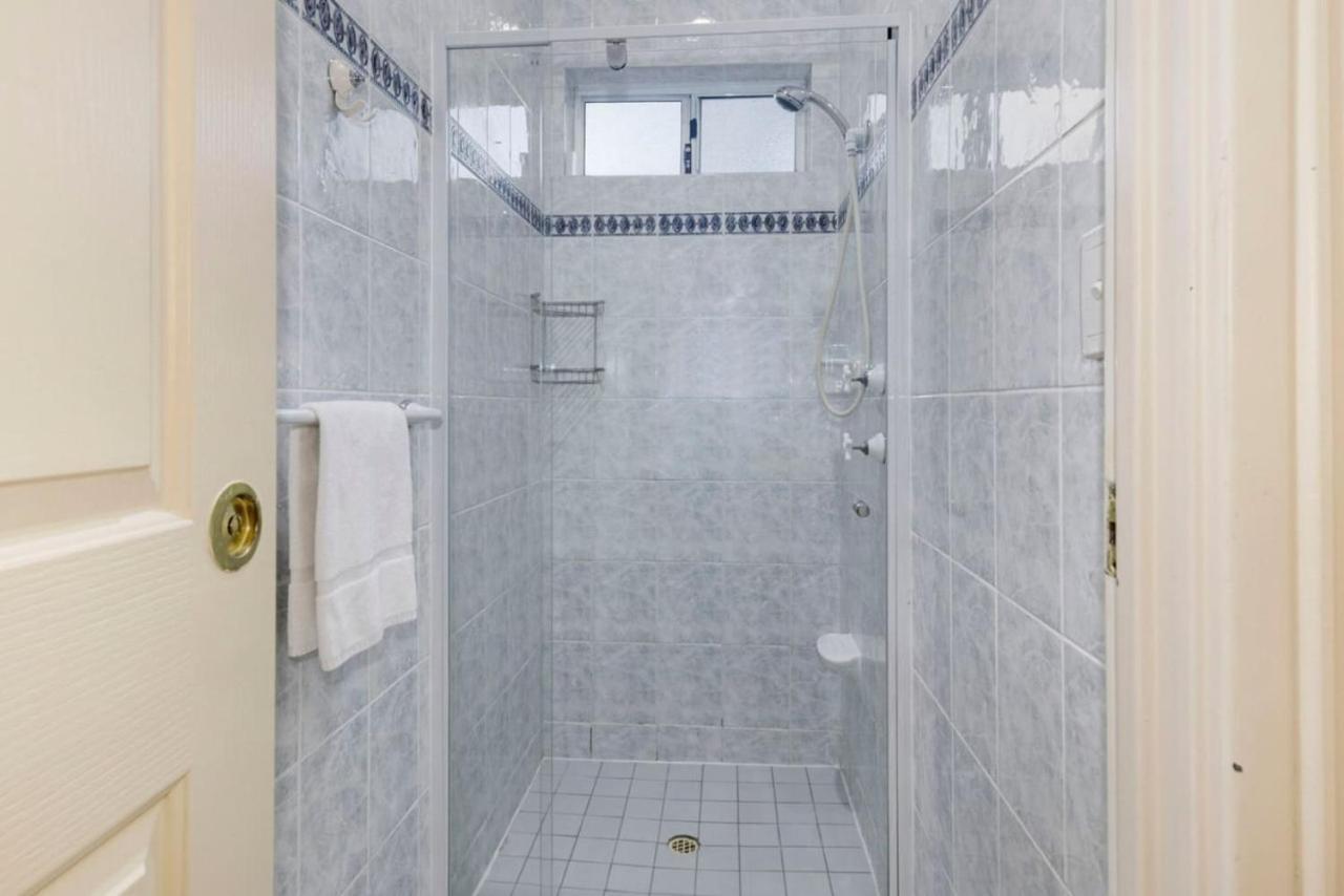 Inn The Tuarts Guest Lodge Wonnerup Экстерьер фото